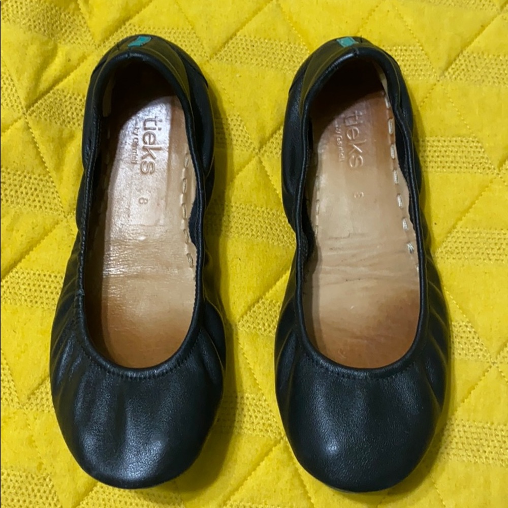 Black Tieks size 8